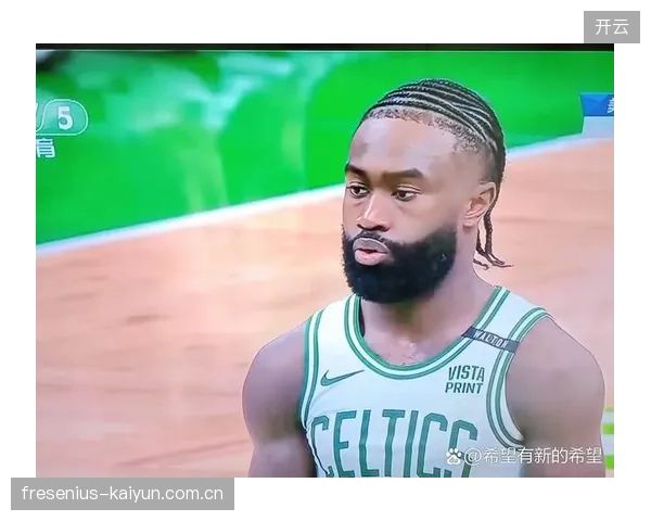 独行侠过度依赖双核发动进攻，角色球员在凯尔特人的高强度防守下普遍表现低迷